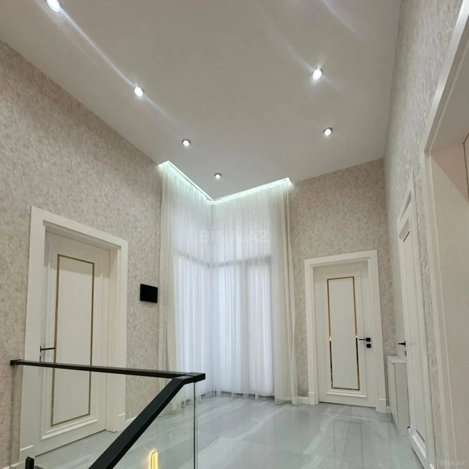 Kirayə verilir 5 otaqlı həyət evi 420 m²