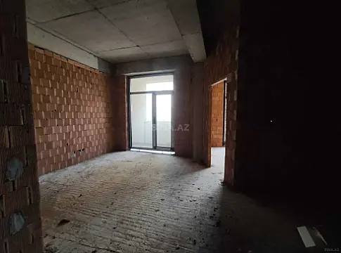Satılır 3 otaqlı mənzil 118 m²