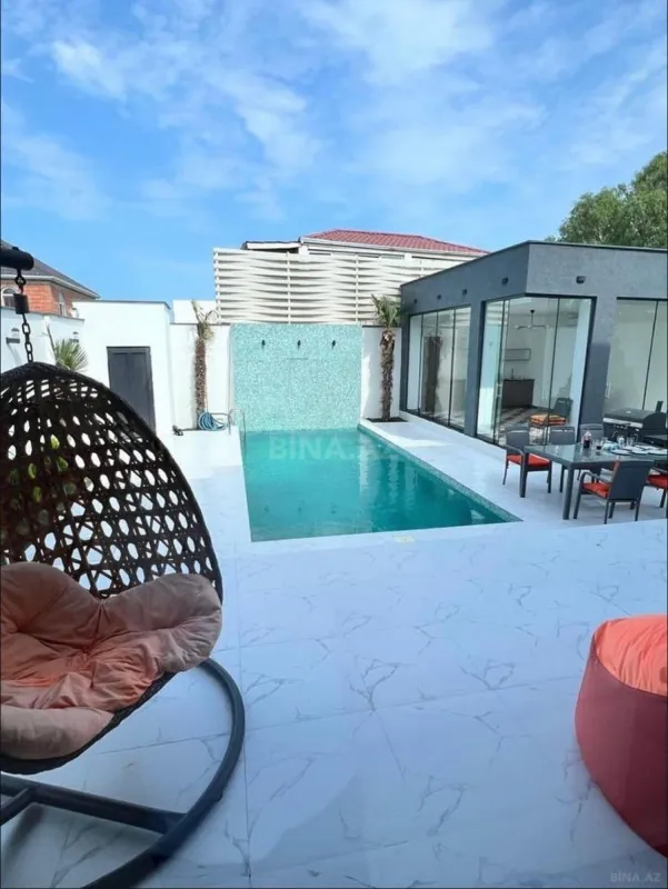 Kirayə verilir 4 otaqlı həyət evi 350 m²