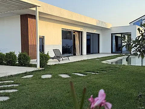 Kirayə verilir 4 otaqlı həyət evi 380 m²