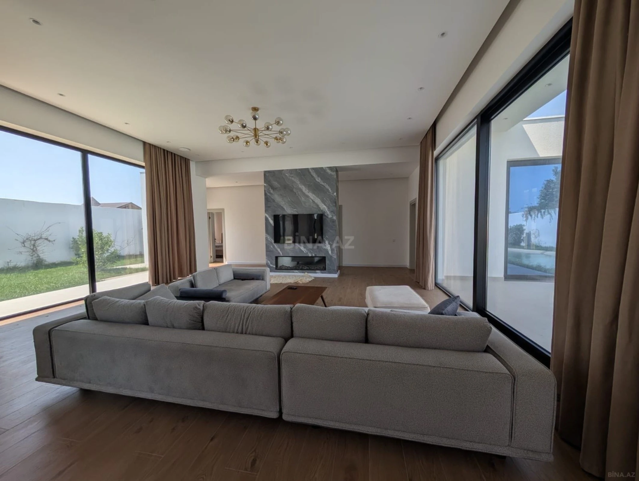 Kirayə verilir 4 otaqlı həyət evi 380 m²