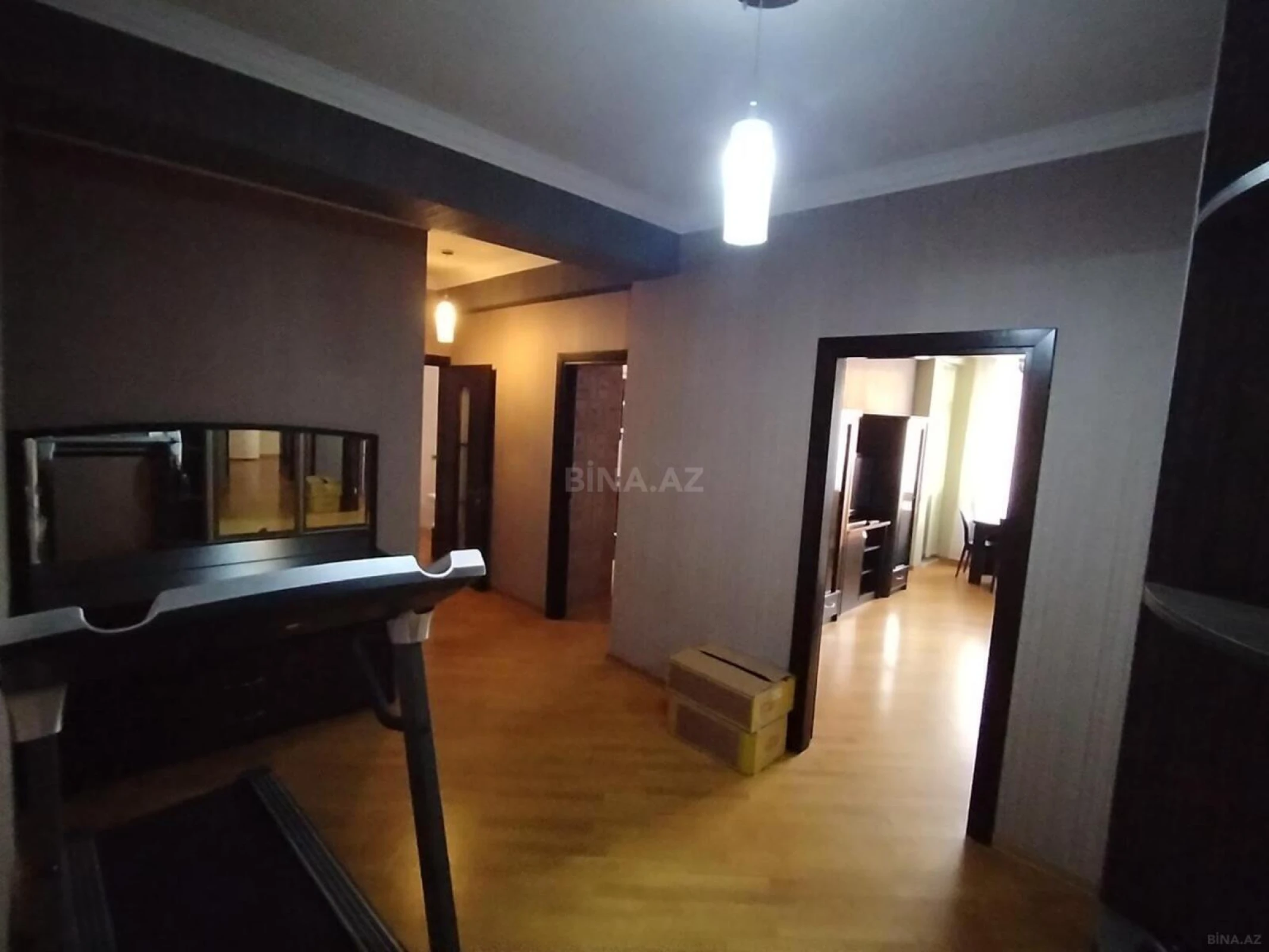 Satılır 2 otaqlı mənzil 95 m²