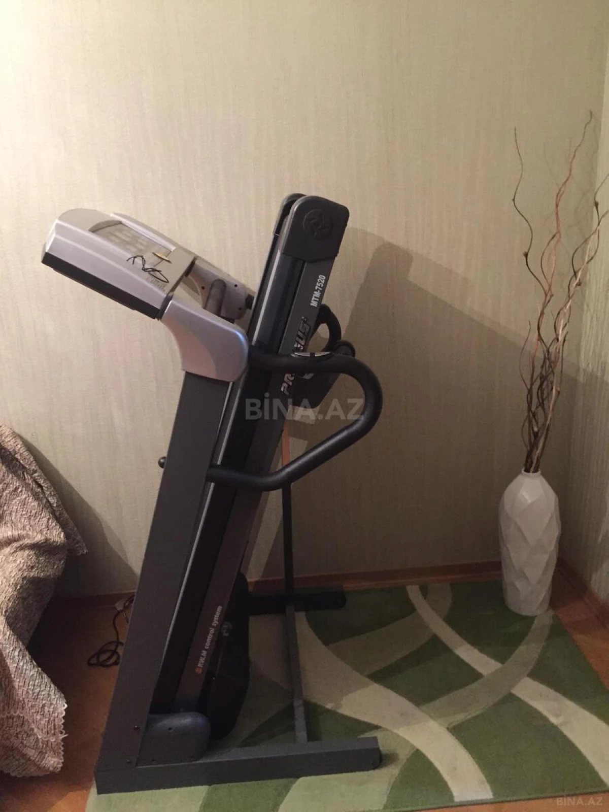 Satılır 2 otaqlı mənzil 95 m²