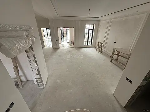 Satılır 6 otaqlı həyət evi 440 m²
