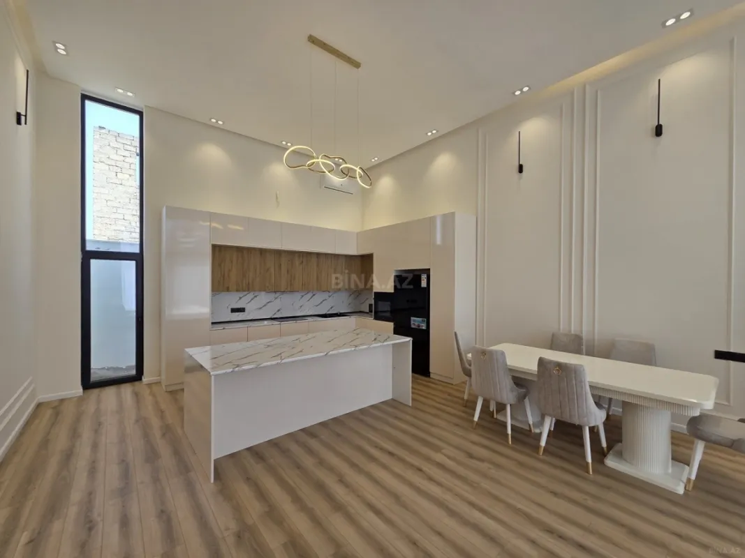 Kirayə verilir 4 otaqlı həyət evi 240 m²
