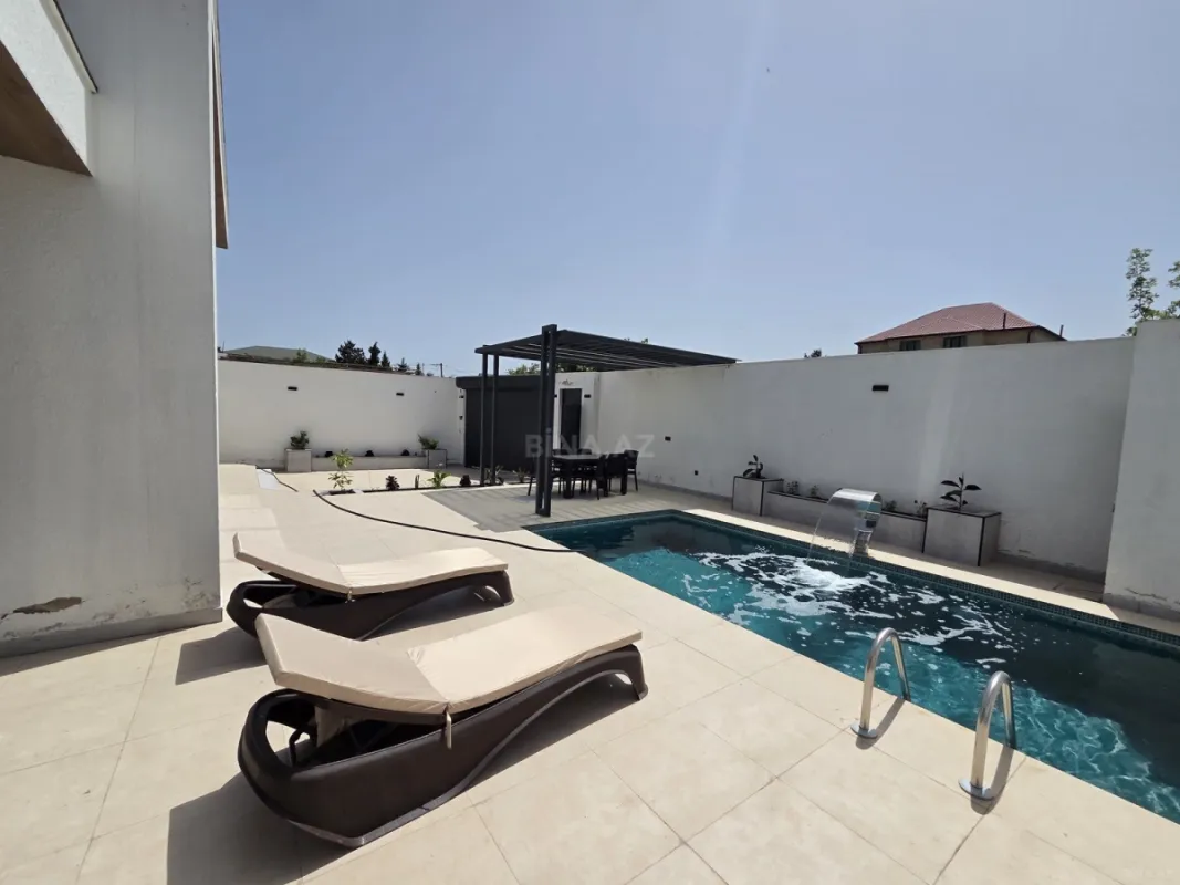 Kirayə verilir 4 otaqlı həyət evi 240 m²