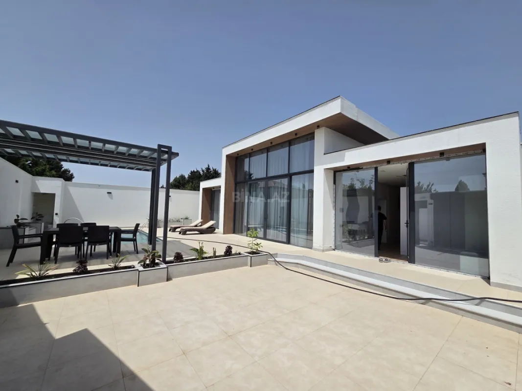 Kirayə verilir 4 otaqlı həyət evi 240 m²