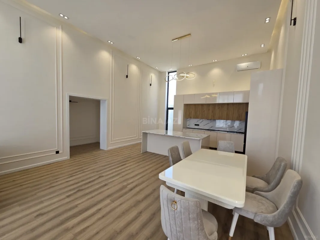 Kirayə verilir 4 otaqlı həyət evi 240 m²