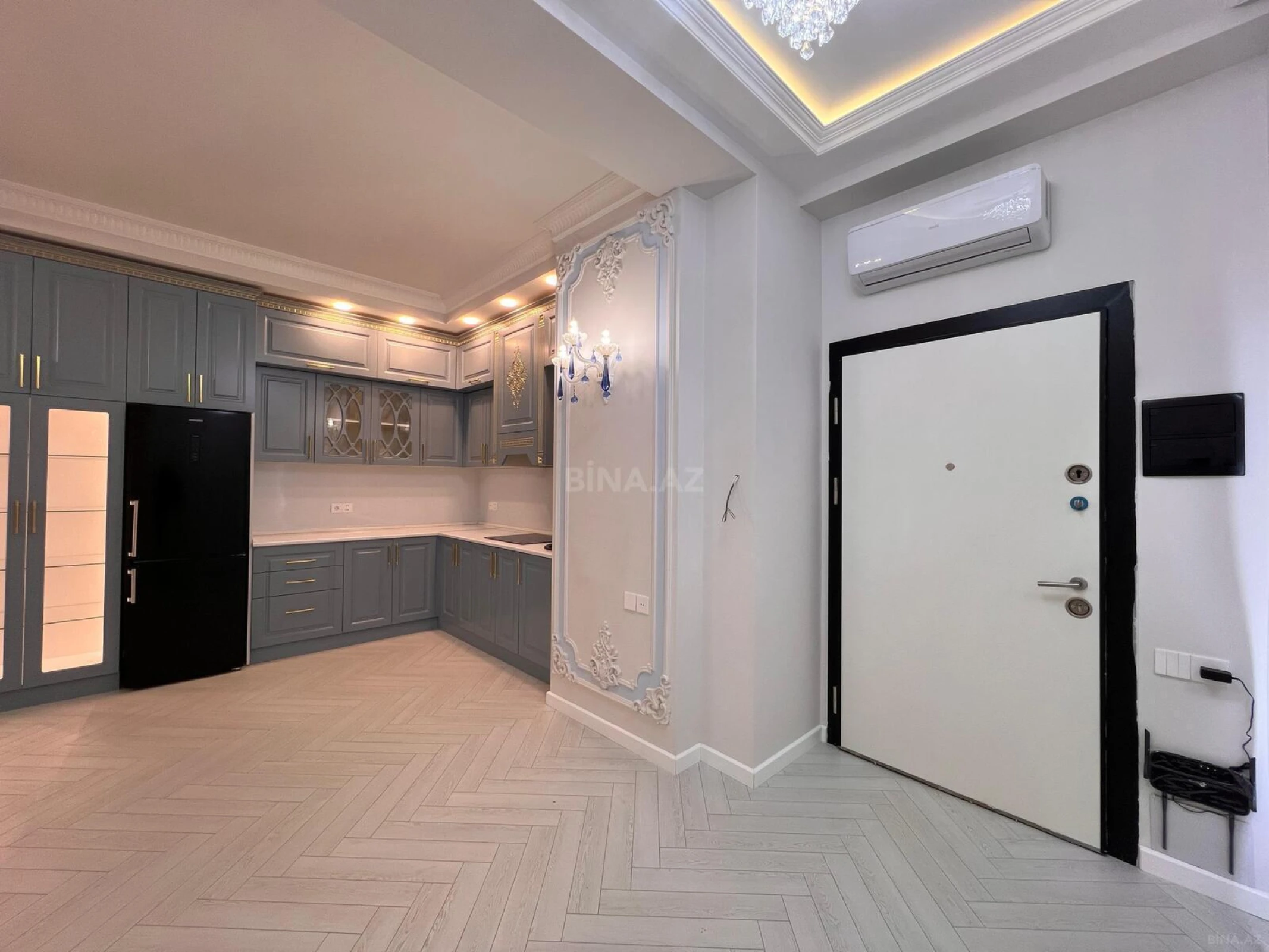 Satılır 2 otaqlı mənzil 65 m²