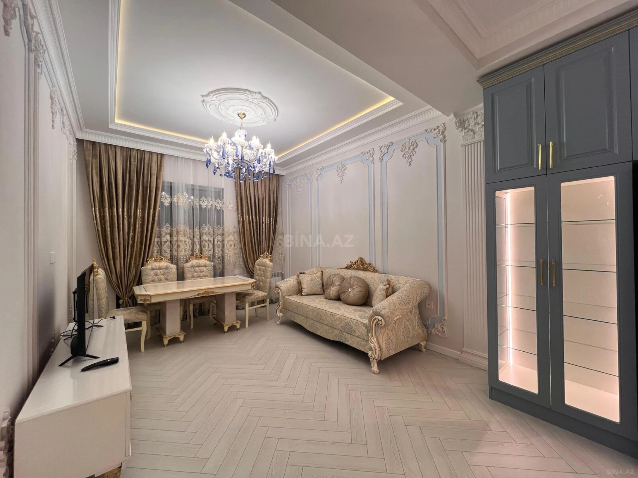 Satılır 2 otaqlı mənzil 65 m²