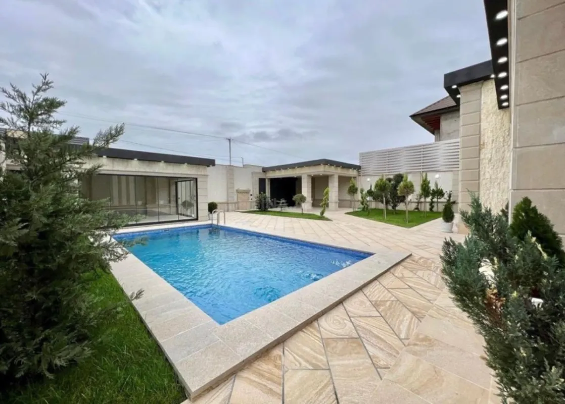 Kirayə verilir 4 otaqlı həyət evi 240 m²