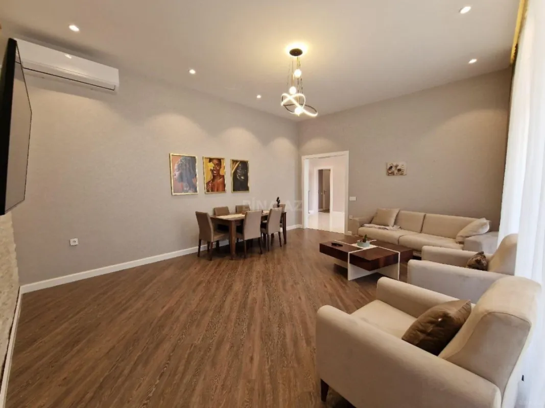 Kirayə verilir 4 otaqlı həyət evi 240 m²