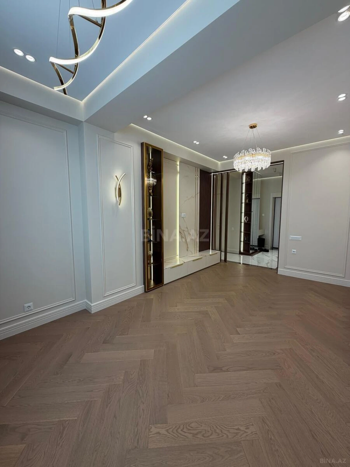 Satılır 3 otaqlı mənzil 85 m²