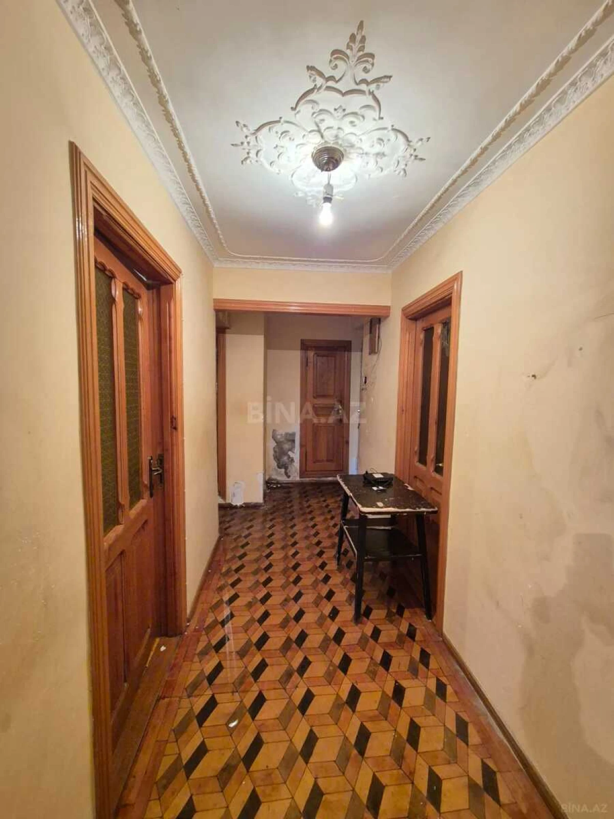 Satılır 2 otaqlı mənzil 65 m²