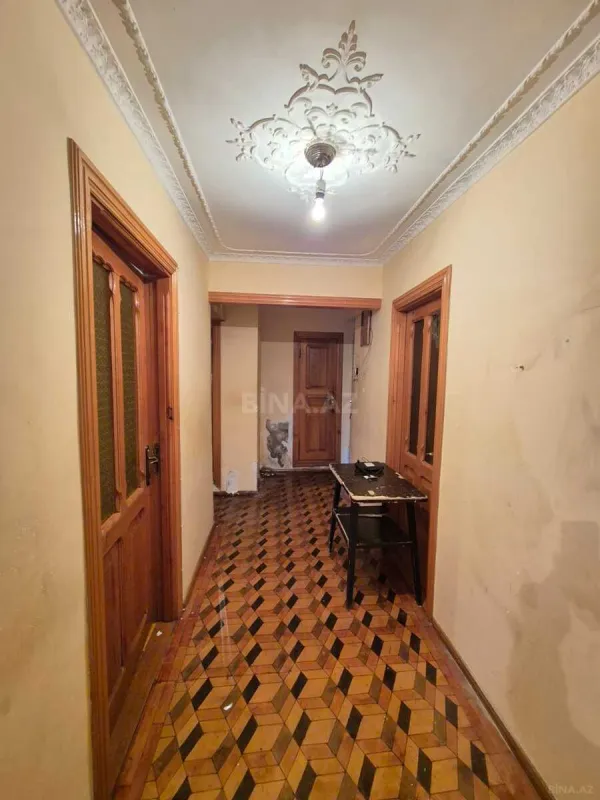 Satılır 2 otaqlı mənzil 65 m²
