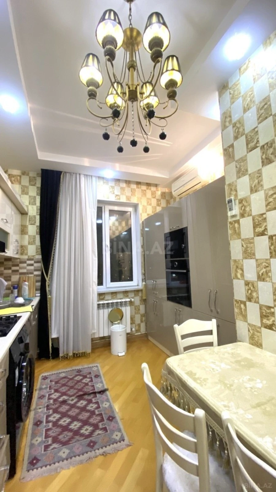 Kirayə verilir 3 otaqlı mənzil 110 m²