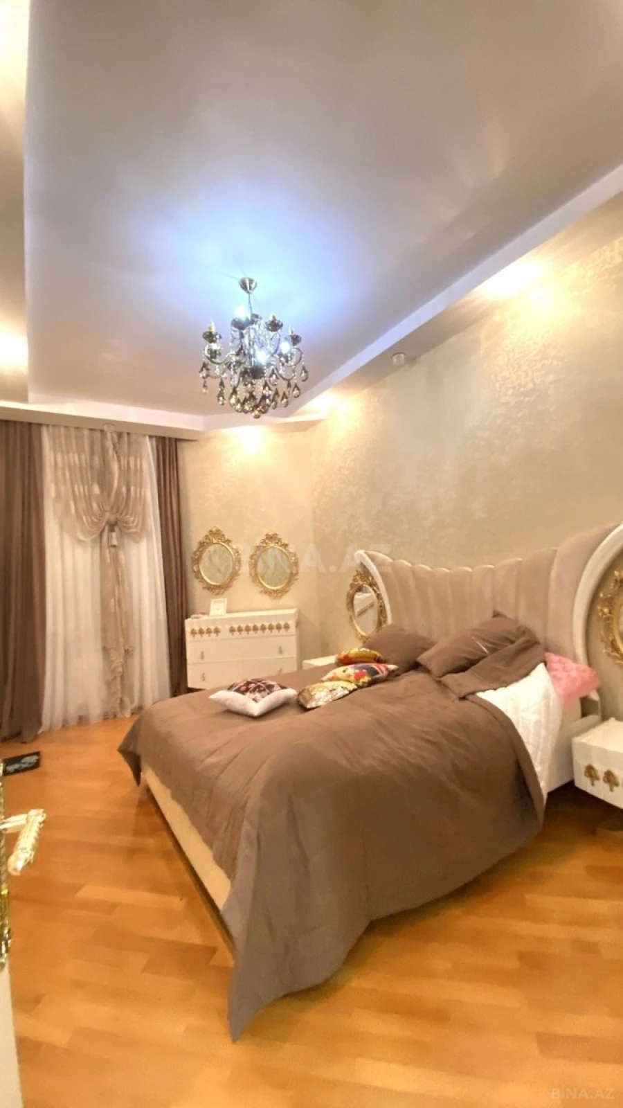 Kirayə verilir 3 otaqlı mənzil 110 m²