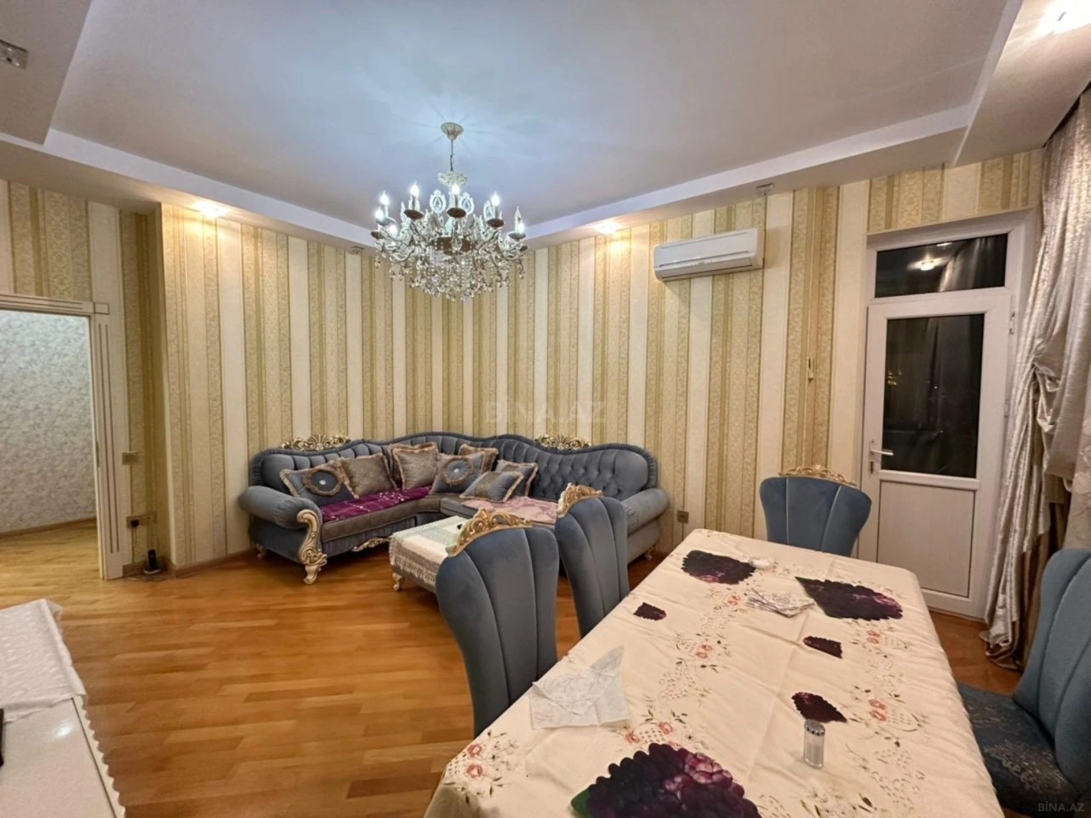 Kirayə verilir 3 otaqlı mənzil 110 m²
