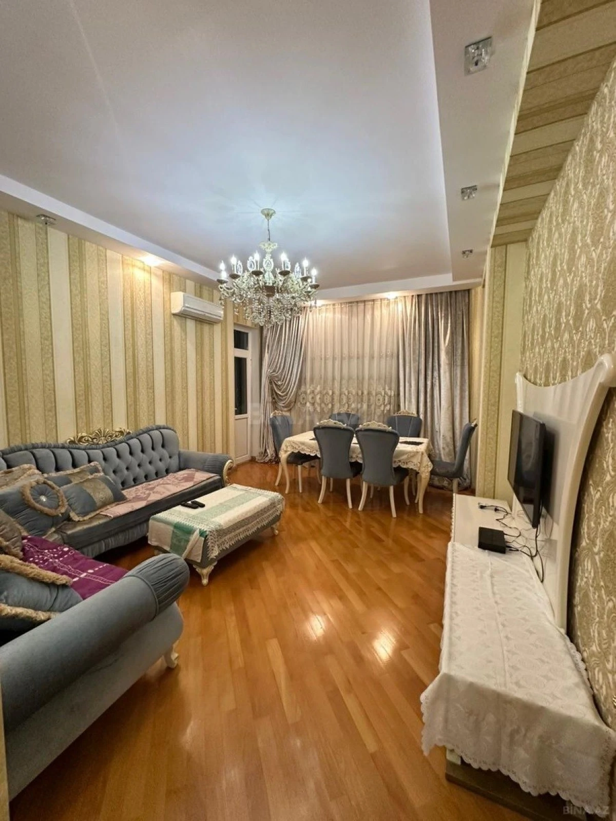 Kirayə verilir 3 otaqlı mənzil 110 m²