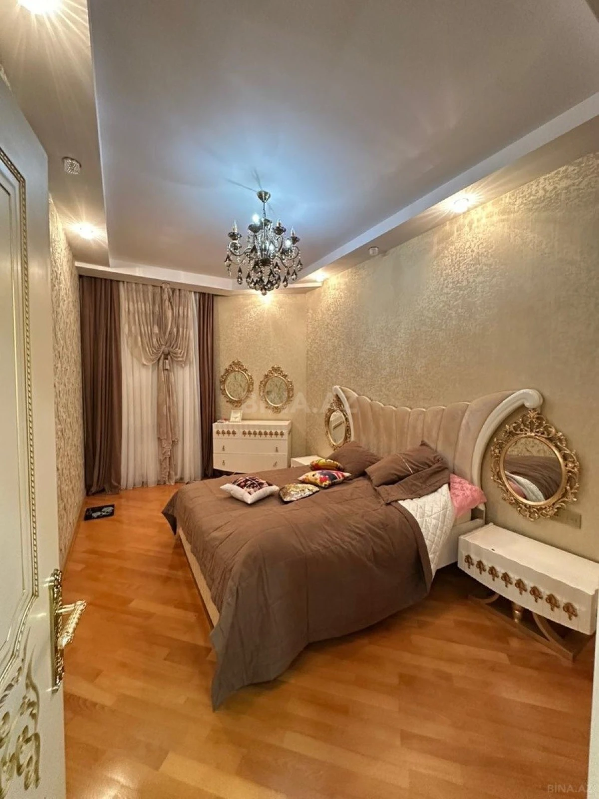 Kirayə verilir 3 otaqlı mənzil 110 m²