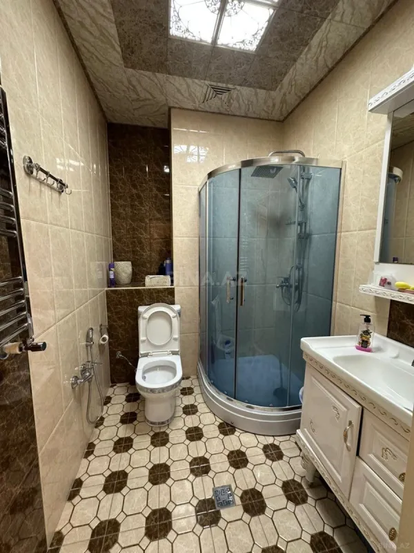 Kirayə verilir 3 otaqlı mənzil 110 m²