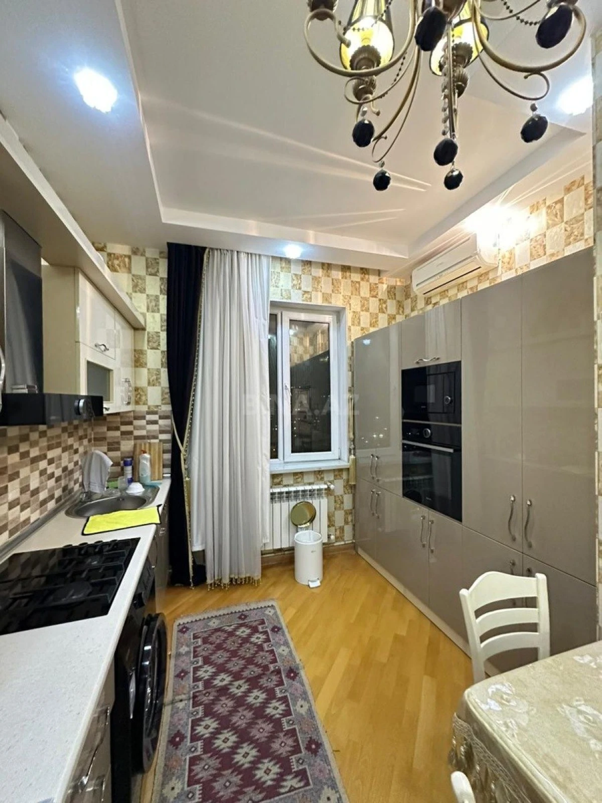 Kirayə verilir 3 otaqlı mənzil 110 m²