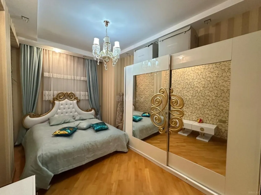 Kirayə verilir 3 otaqlı mənzil 110 m²