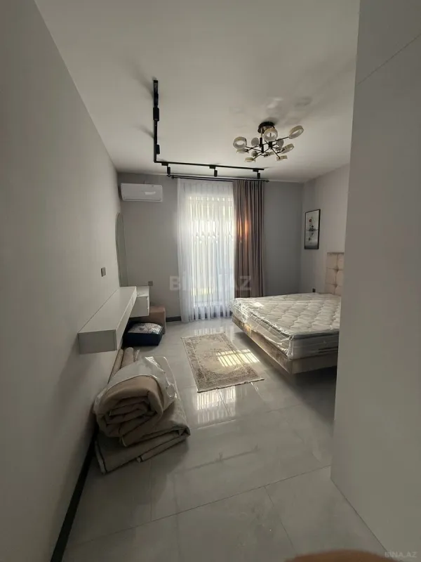 Kirayə verilir 5 otaqlı həyət evi 350 m²