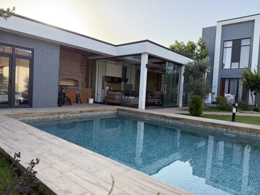 Kirayə verilir 5 otaqlı həyət evi 350 m²