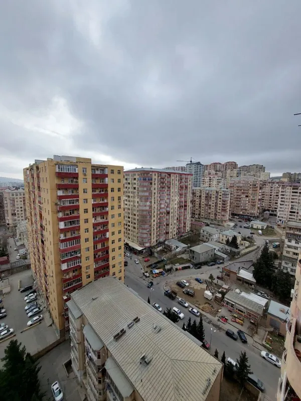 Satılır 3 otaqlı mənzil 119 m²