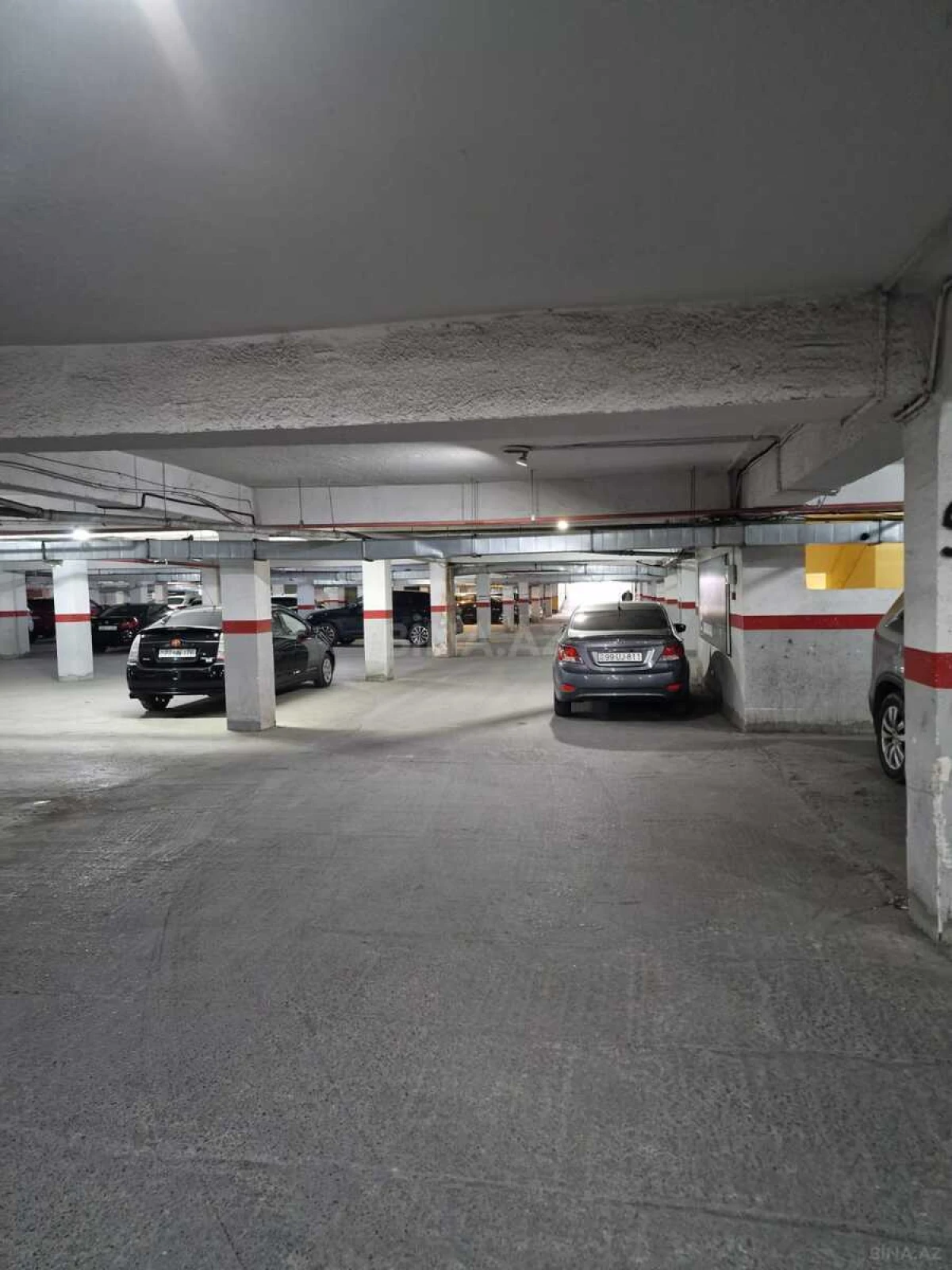 Satılır 3 otaqlı mənzil 119 m²