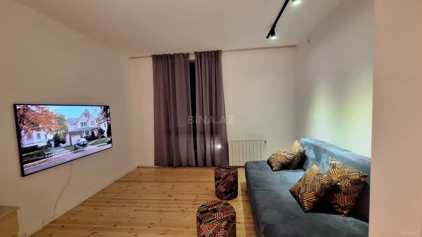 Kirayə verilir 4 otaqlı həyət evi 200 m²