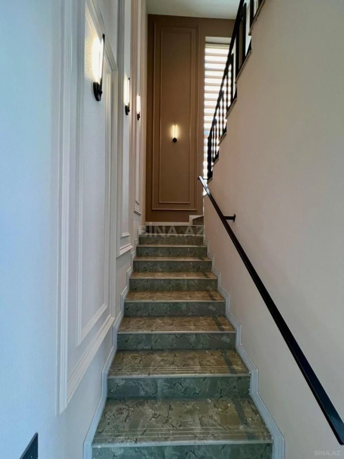 Kirayə verilir 4 otaqlı həyət evi 200 m²