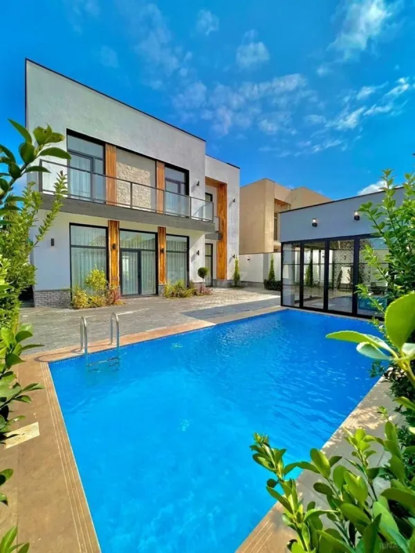 Kirayə verilir 4 otaqlı həyət evi 200 m²