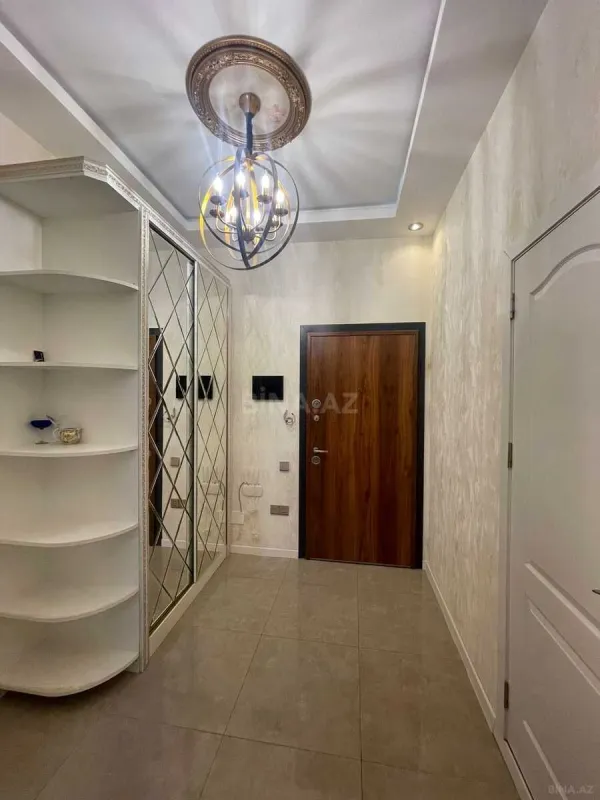 Kirayə verilir 2 otaqlı mənzil 60 m²