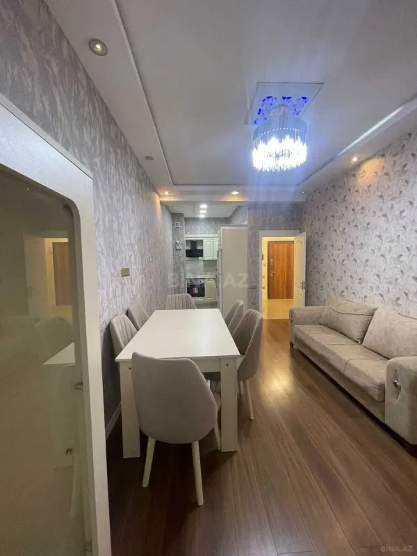 Kirayə verilir 2 otaqlı mənzil 60 m²