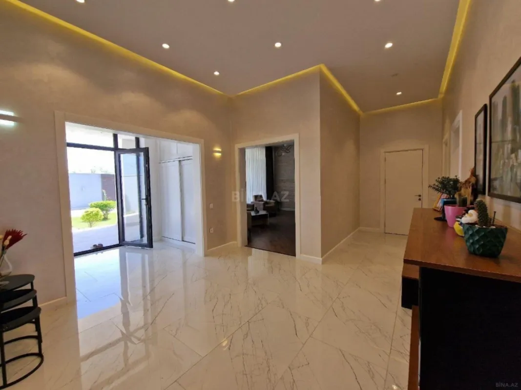 Kirayə verilir 4 otaqlı həyət evi 240 m²
