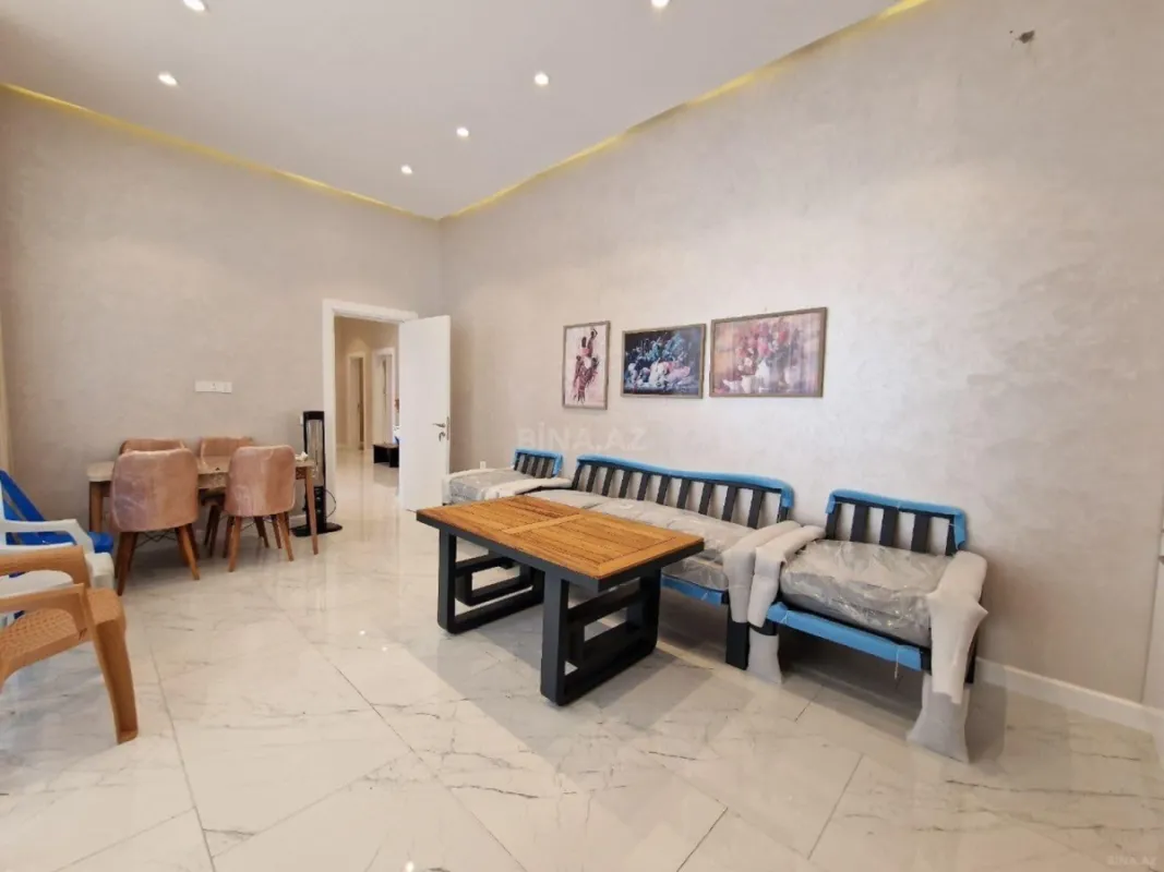 Kirayə verilir 4 otaqlı həyət evi 240 m²