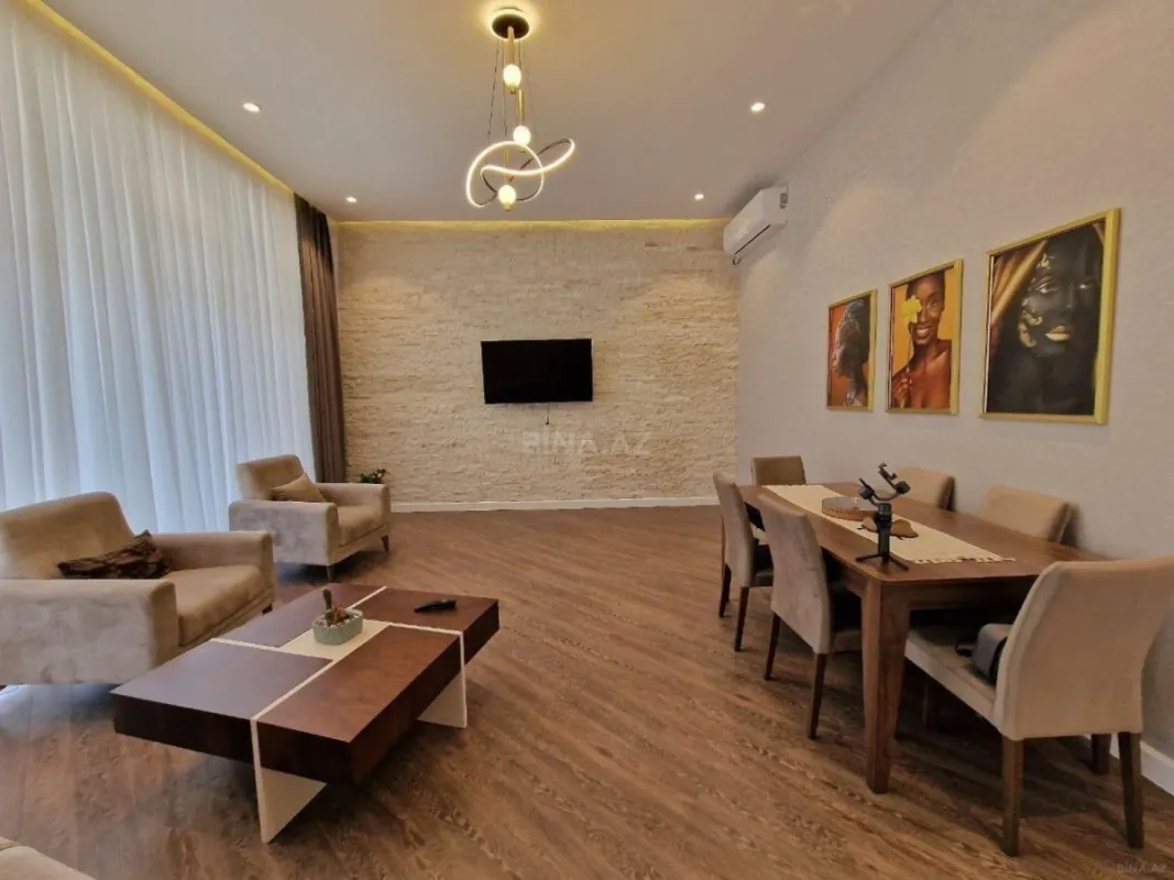 Kirayə verilir 4 otaqlı həyət evi 240 m²
