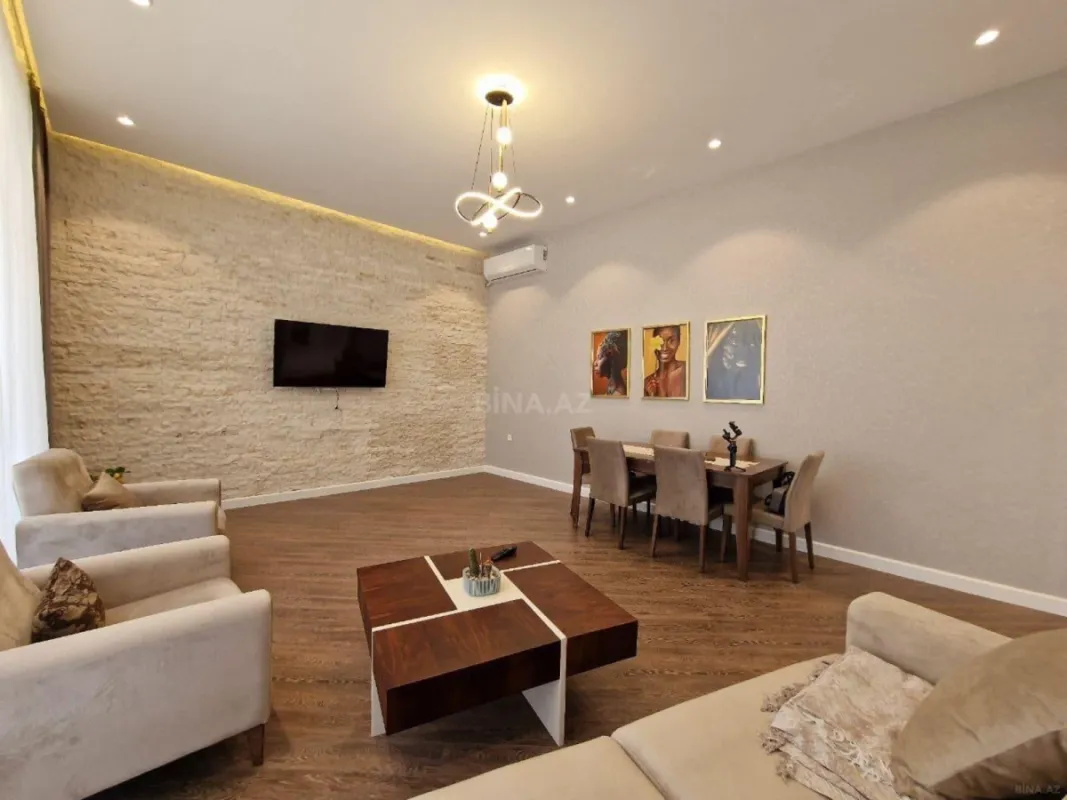 Kirayə verilir 4 otaqlı həyət evi 240 m²