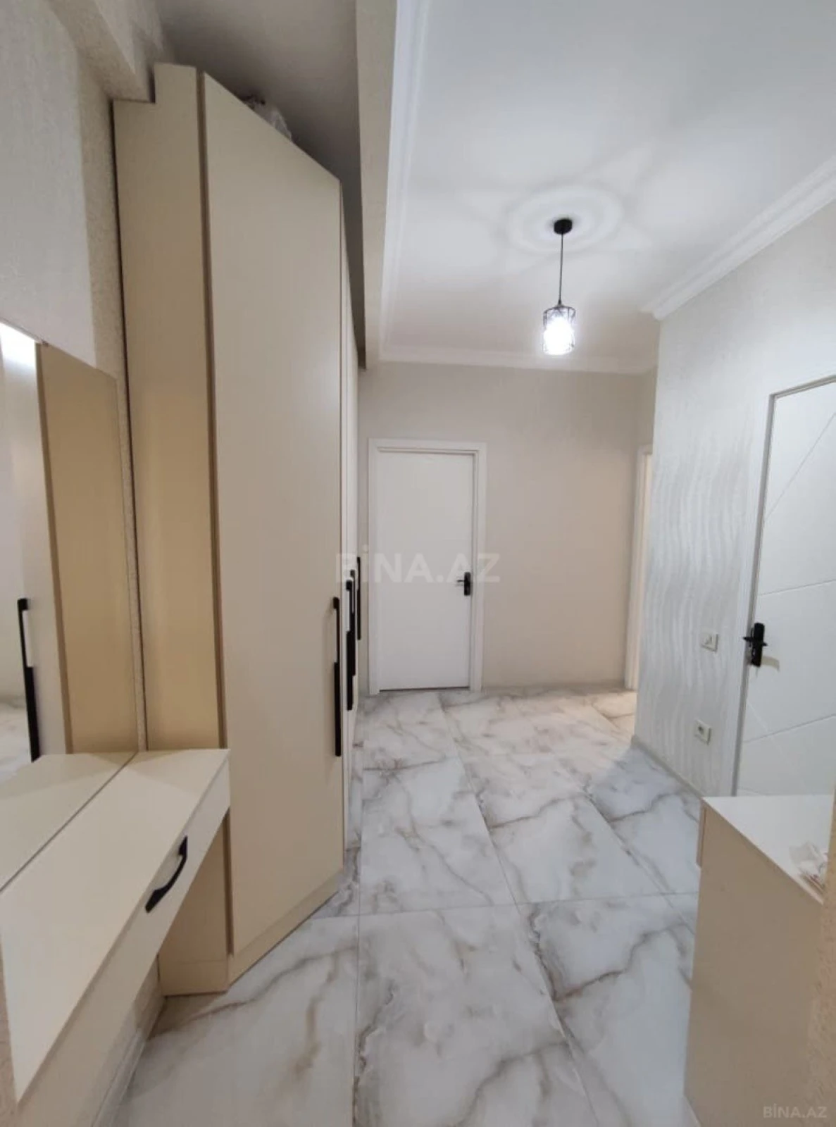 Satılır 2 otaqlı mənzil 57.5 m²