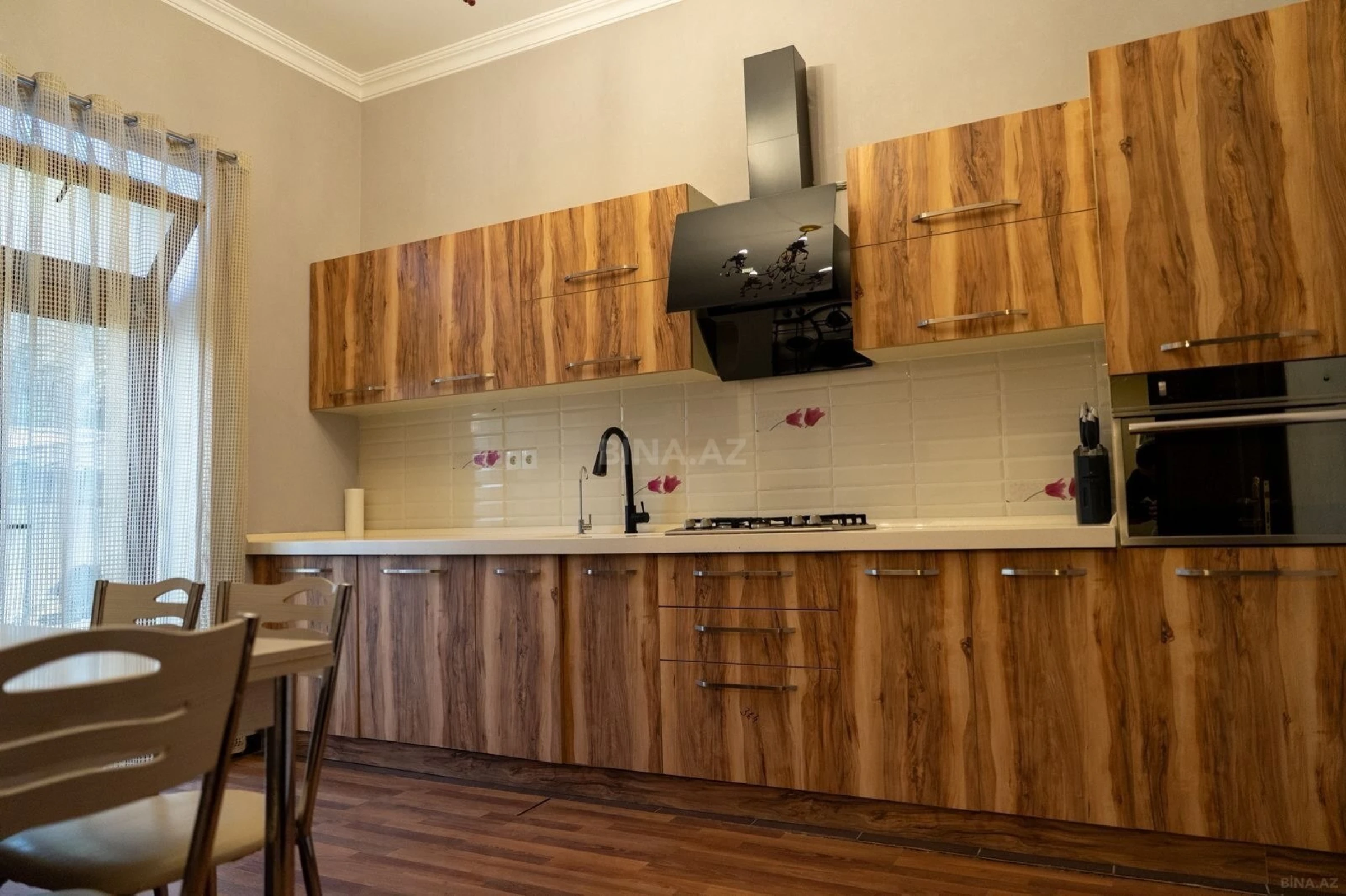 Kirayə verilir 4 otaqlı həyət evi 350 m²