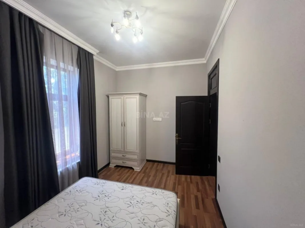 Kirayə verilir 4 otaqlı həyət evi 350 m²