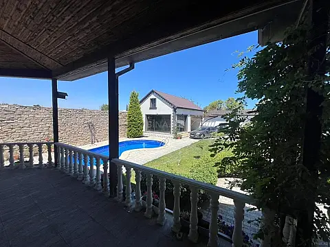 Kirayə verilir 4 otaqlı həyət evi 350 m²