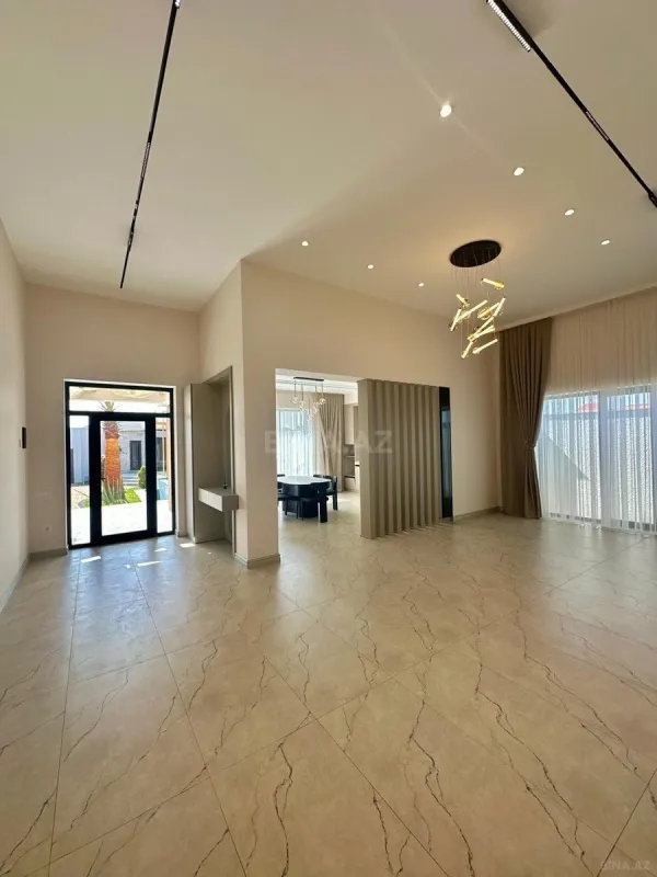 Kirayə verilir 4 otaqlı həyət evi 240 m²