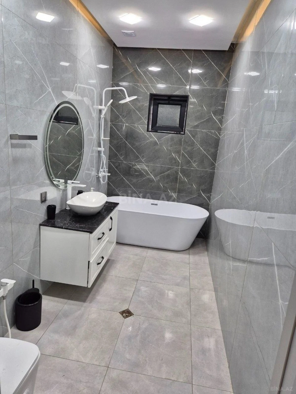 Kirayə verilir 5 otaqlı həyət evi 400 m²