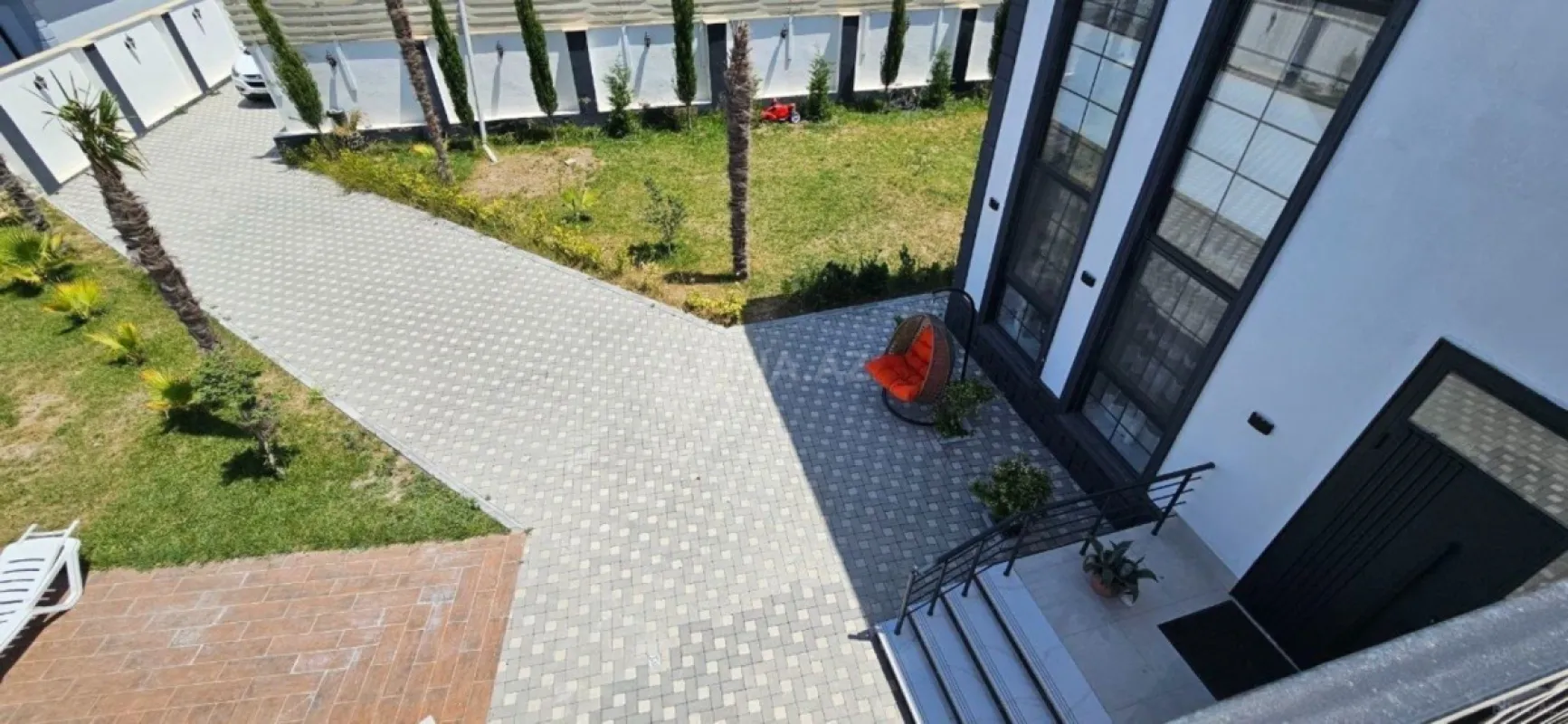 Kirayə verilir 5 otaqlı həyət evi 400 m²
