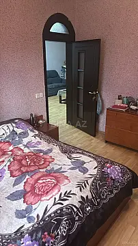 Satılır 5 otaqlı həyət evi 220 m²
