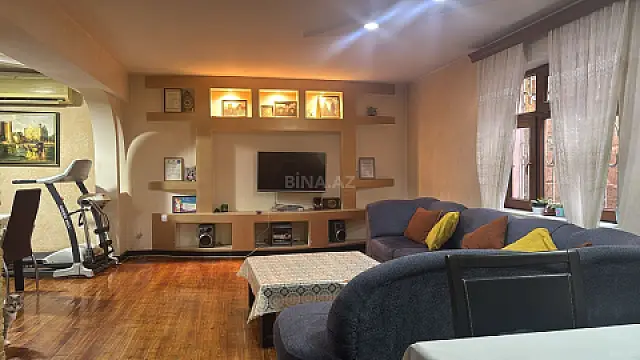 Satılır 5 otaqlı həyət evi 220 m² — Bakı, Qaraçuxur 5 otaq 220.00 m²
