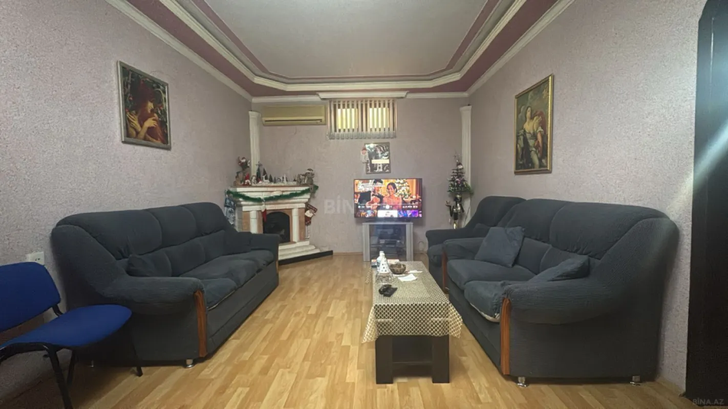 Satılır 5 otaqlı həyət evi 220 m²